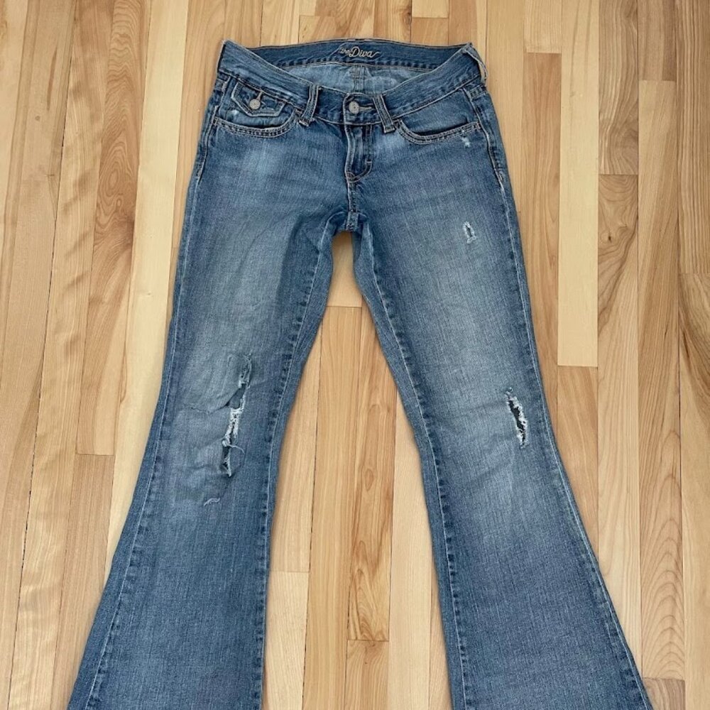 Old Navy “The Diva” Light Wash Ripped Bootcut Jeans